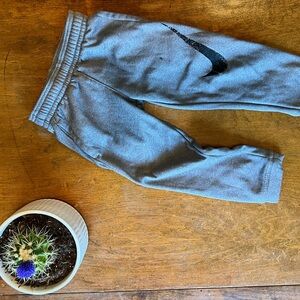 Nike Therma-Fit Kids Gray Sweatpants